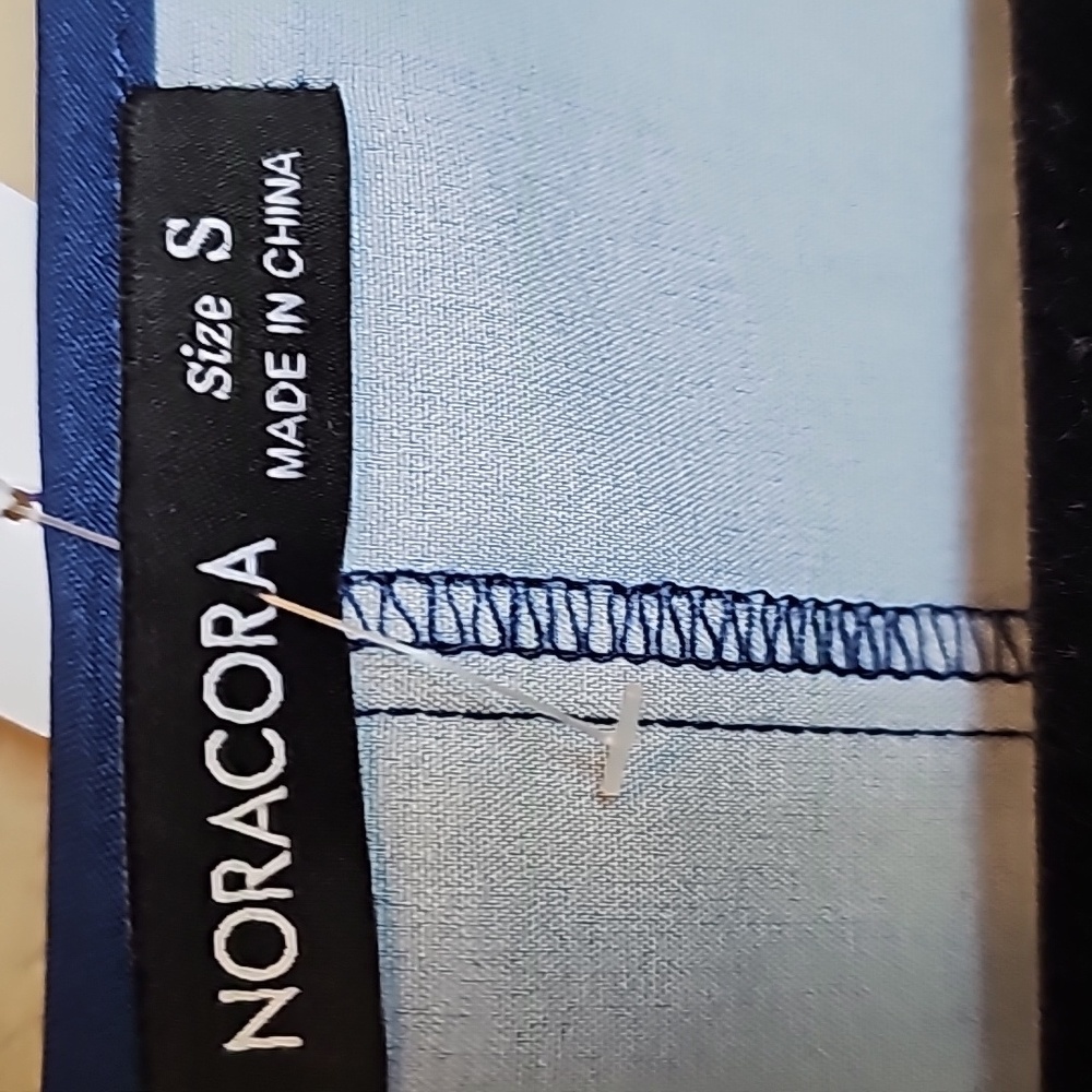 NORACORA DRESS - Picture 3 of 5